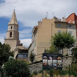 Residhotel Vieux Port Apart-hotel